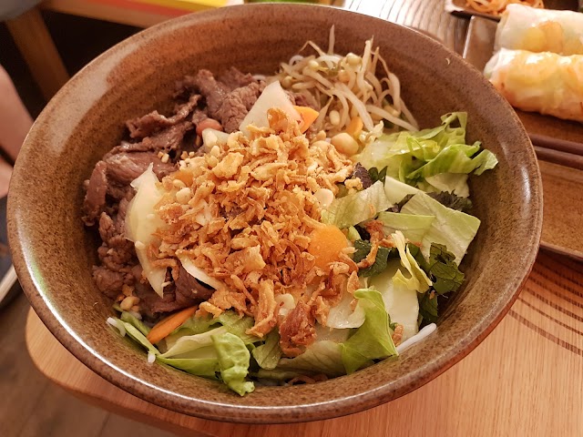 Gỗ Brno - Pravá vietnamská kuchyně