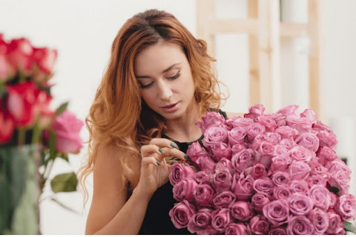 Roxanas Flower Delivery - Thumbnail
