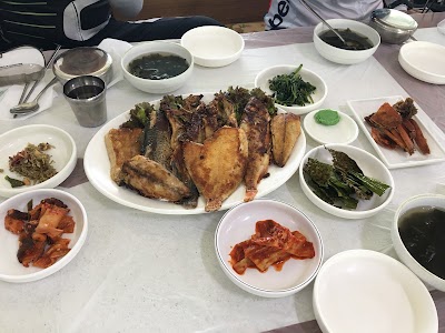 Photos of 회뜨는마을
