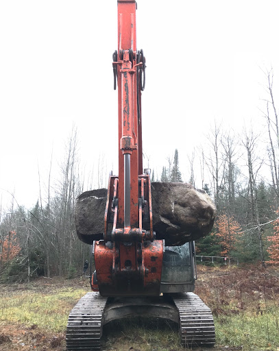 Oesch Excavating LLC - Thumbnail