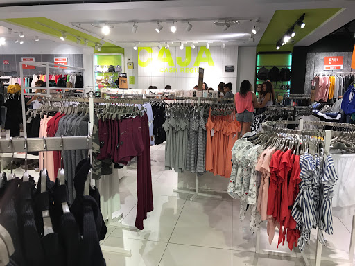 PULL_AND_BEAR - Visual