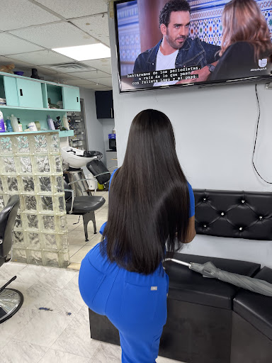 Yvelisse Beauty Salon - Thumbnail