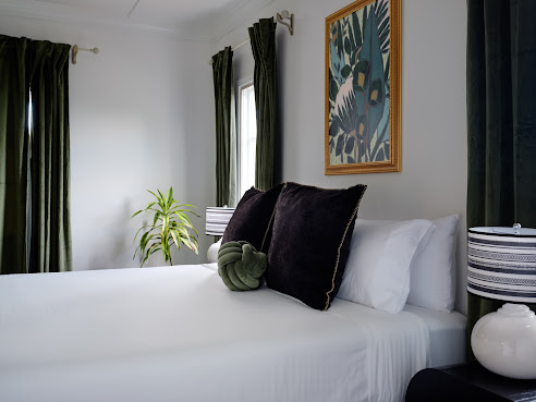 Historic Wailuku Inn by null