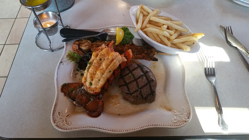 Crabby Bob's . Restaurant & Bar Gallery - United States