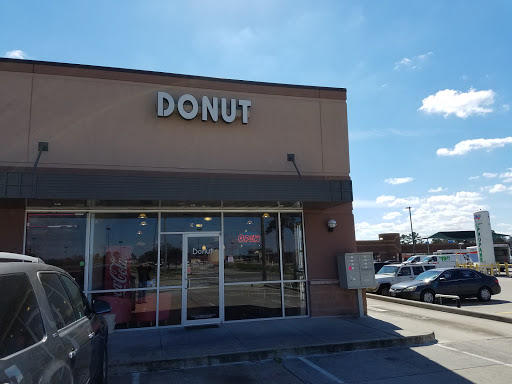 Donut Licious - Visual