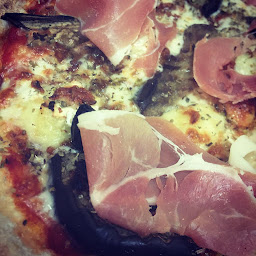 Photo n°21 de Royal Pizza la bouilladisse à La Bouilladisse (Bar à vin)