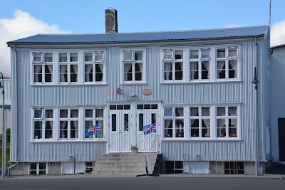 Photos of Einarshusid