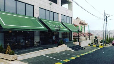 Photos of March&eacute; Gourmet Store