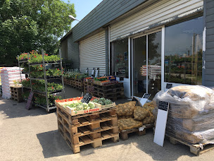 Photo n°7 de Les Halles de Quercamps - Caviste et épicerie à Quercamps (Caviste)
