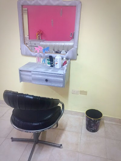 Photos of D' mariel sal&oacute;n & boutique