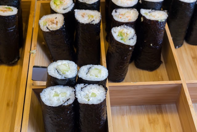 Maki Roll
