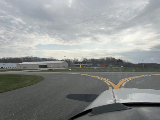 Hartford–Brainard Airport - Thumbnail