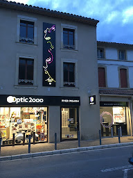 Photo n°3 de Opticien Bagnols-sur-Cèze - Optic 2000 à Bagnols-sur-Cèze (Service de réparation de lunettes)