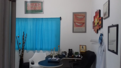 Consultorio Dr. Samayoa Gallery - Mexico