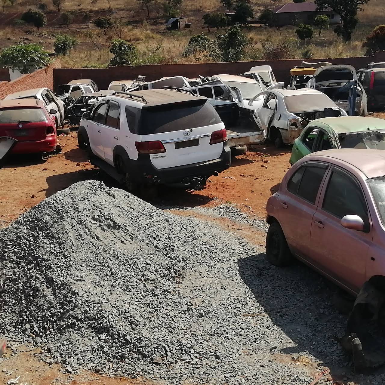 BROWN MOTORS Car Service