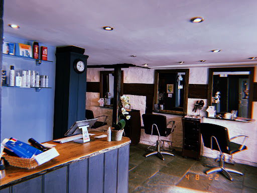 Utopia hair - foot health clinic -holistic facial clinic