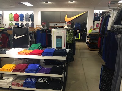 Photos of Kohl's Lake Zurich