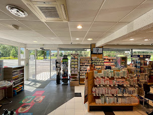 Photo n°3 de Pharmacie des Lacs à Thyez (Magasin de fauteuils roulants)