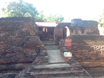 Photos of Maha Bodhi Phaya