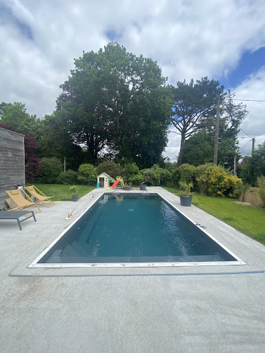 Photo de SWIM GARDEN Piscines & Spas - Everblue à Plonévez-du-Faou (29530)