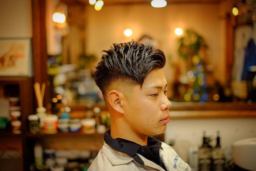 TOM'S Barber Shop