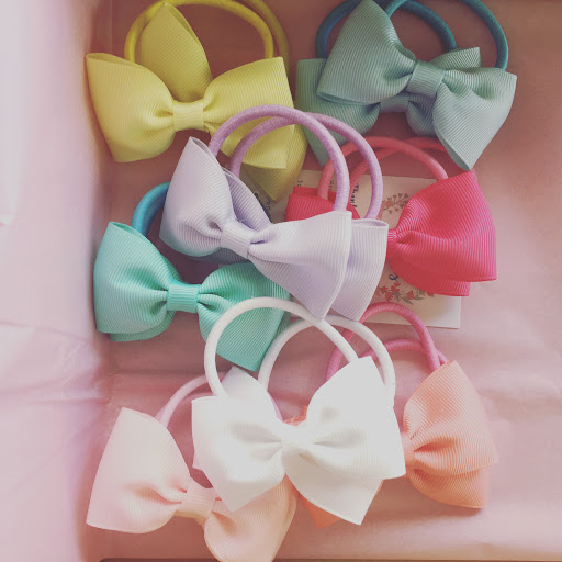 School Ponytails | Ponytails and Fairytales - Thumbnail