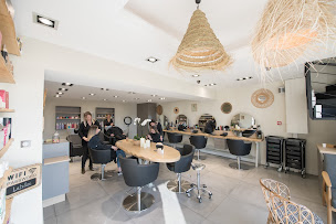 Photo n°1 de L'Atelier - Le Thor à Le Thor (Magasin d'articles de coiffure pour hommes)