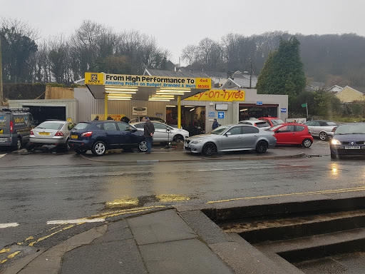 Rely-On-Tyres Gallery - United Kingdom