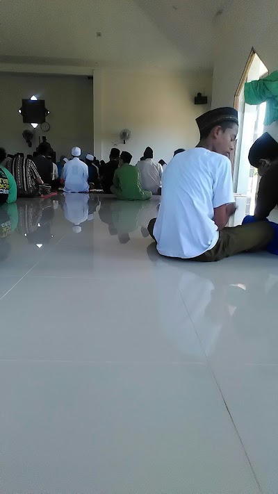 Photos of Masjid Al Mu'awwanah Daik