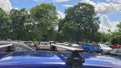 Malden Manor BC (car park) - Thumbnail