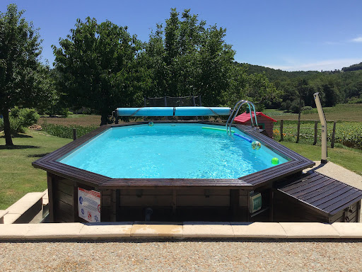 Photo de L 'Arche: Gîte - Chambres d'hôtes à la campagne, avec piscine, idéal randonnés, proche Sarlat et Grottes de Lascaux, Dordogne à Proissans (24200)