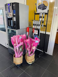 Photo n°3 de Renault / Dacia - Garage de la Couronne à Martigues (Vendeur de voitures d'occasion)