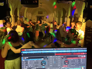 Photo n°13 de Top Animation Event'S à Ladoix-Serrigny (Prestataire de mariage)