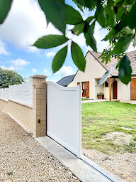 Photo n°9 de Komilfo JDS Rénovation à Creil - Pergolas, Stores, Fenêtres, Menuiseries à Creil (Menuisier)