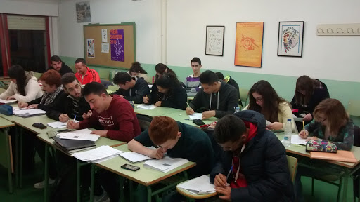 Centro de Formación de Adultos FP Barrio Tómbola