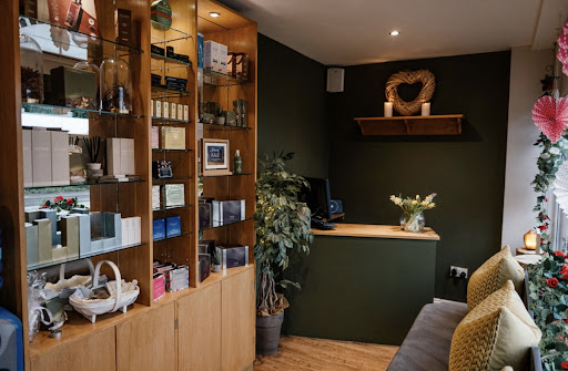 Aimes Health & Beauty