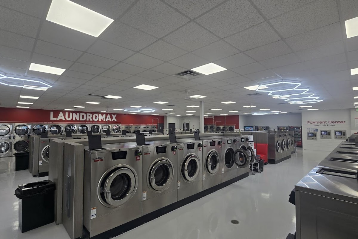 Laundromax laundromat interior in Indianapolis, IN
