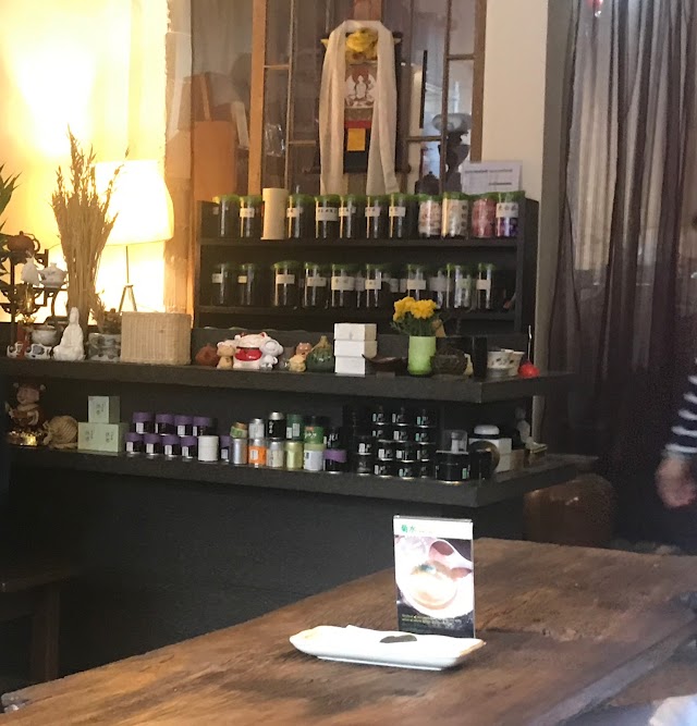 Double Dogs Tea Room