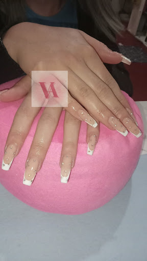 Nails V'A - Visual