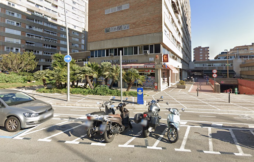 Dr Philippe Cotten / Clinica Cotten Implantes Dentales Barcelona - Thumbnail