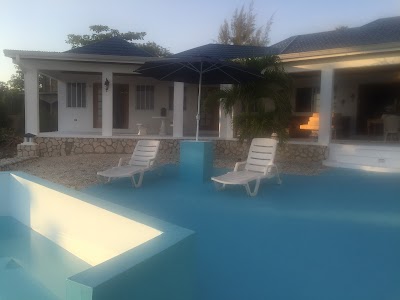 Blue Sky Villa west end Negril within walking distance from ricks cafe