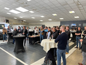 Photo n°10 de Renault Minute Périgueux - Faurie à Périgueux (Garage automobile)