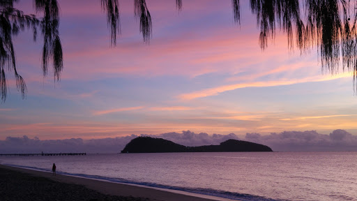 Palm Cove Beach Apartments - Thumbnail