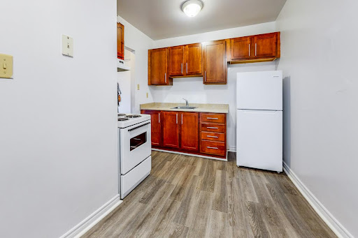 Logement Guignard Gallery - Canada