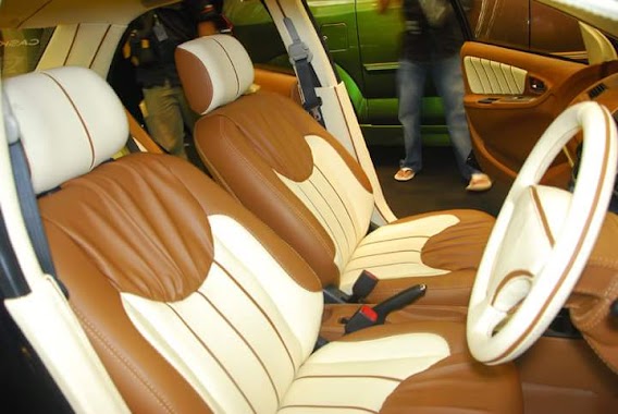 Glamourz Car Leather Seat, Author: Otto Reza