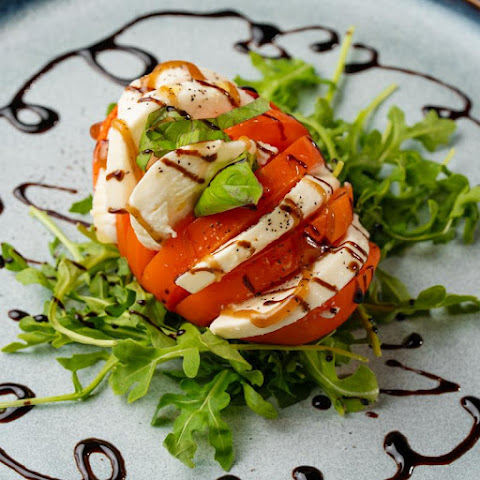 Dua Trattoria by null