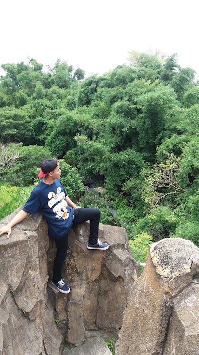 Photos of Pertelon Ngewel