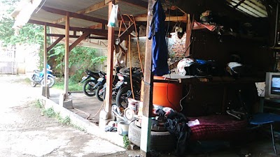 Photos of Penitipan Motor "Mone"