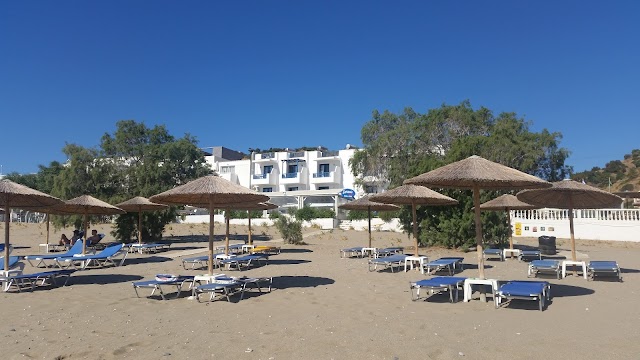 Lefkos beach