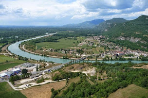 Photo n°21 de Camping de l'Île de la Comtesse à Murs-et-Gélignieux (Parc aquatique)